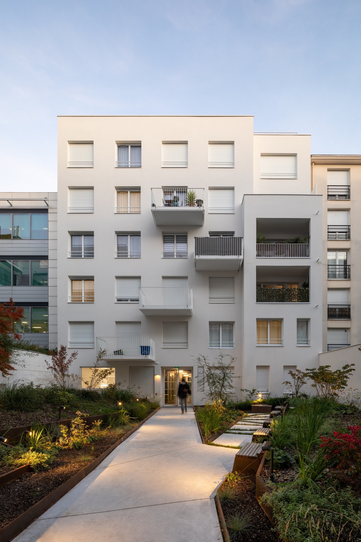 INATTENDU : fgaudin-suresnes-immeubles-logement-021