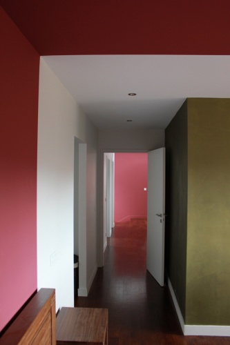 COULEURS VIVES POUR MAISON NEUVE : S_8474