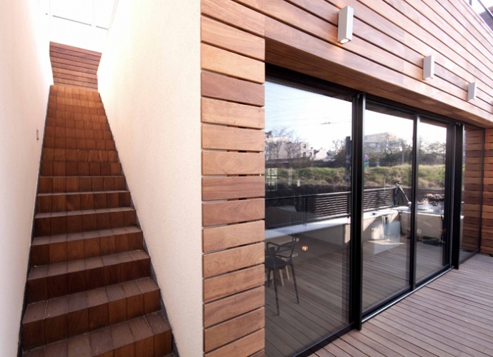 Maison de ville contemporaine  Saint-Ouen : balcon_terrasse_bois