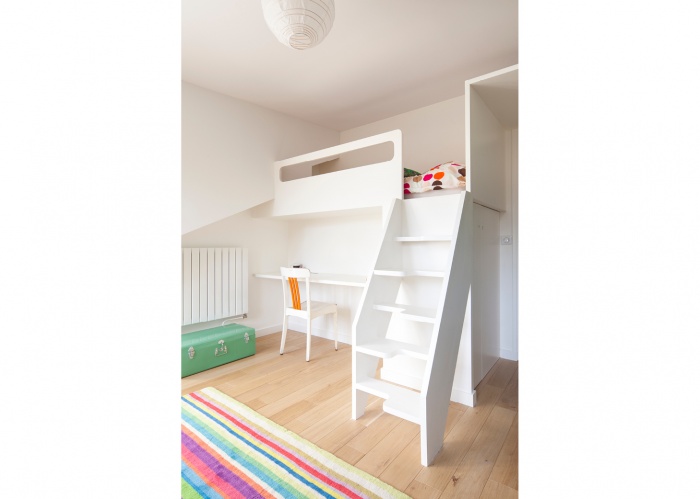 SURLVATION D'UNE MEULIRE A PANTIN : chambre enfant avec lit mezzanine